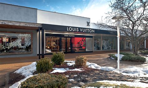 louis vuitton oak brook illinois|louis vuitton chicago oakbrook.